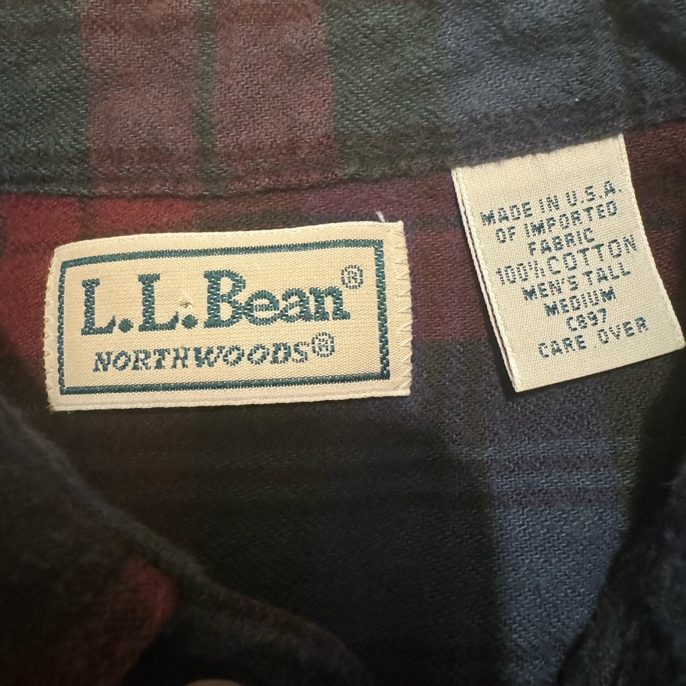 LL Bean Men’s Plaid Flannel Shirt. Size M tall. Gently worn. - Picture 3 of 4